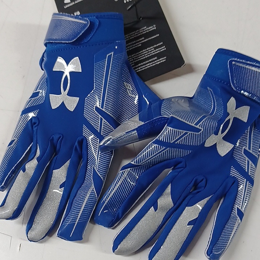 NWT Under Armour football receiver gloves. Royal blue